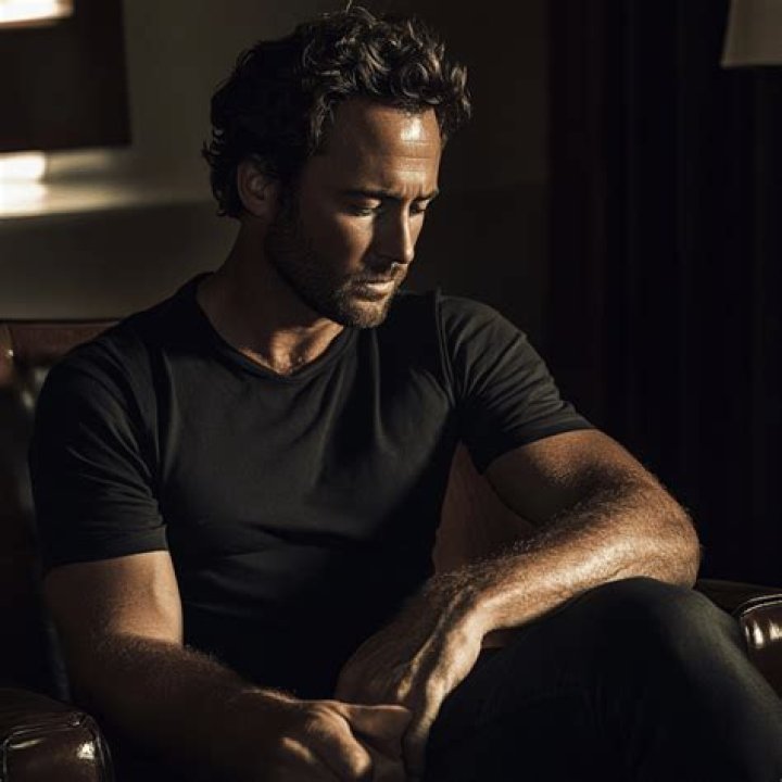 Alex O'Loughlin: The Charismatic Actor Who Left a Mark on Hollywood