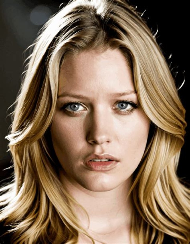 Ashley Hinshaw Actress: The Rising Star in Hollywood