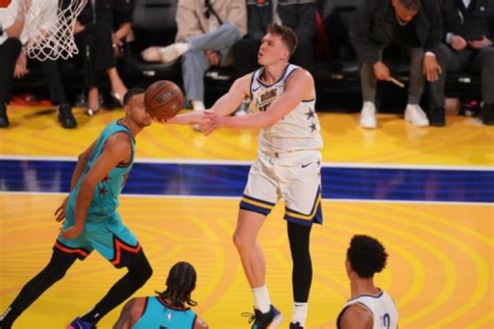 Dalton Knecht G League Stats: Rising Star in the NBA Developmental League