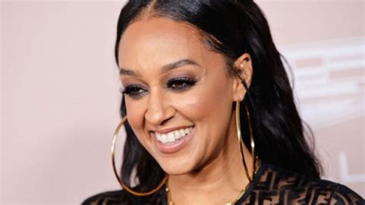 Exploring the Net Worth of Tia Mowry: A Detailed Analysis