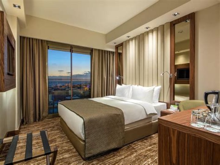 Holiday Inn Antalya: Your Ultimate Guide to a Luxurious Getaway