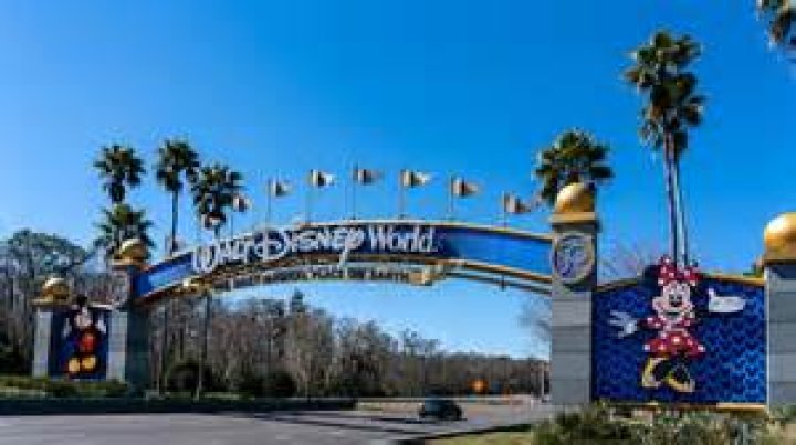 How Much is Disney Worth as a Company: A Comprehensive Analysis