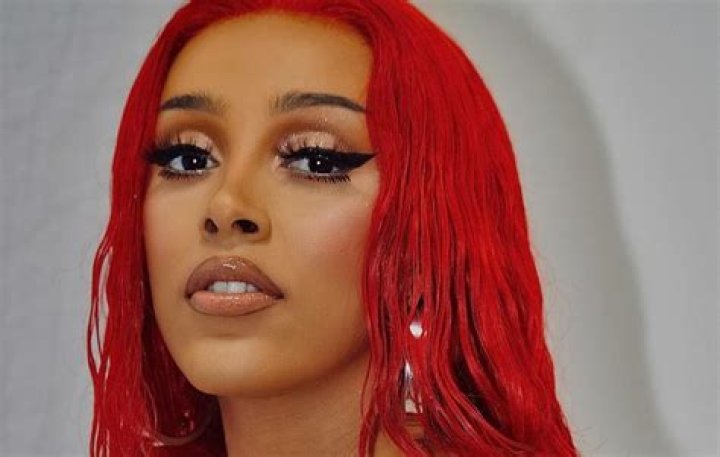 How Old is Doja Cat: A Comprehensive Look at the Rising Pop Star