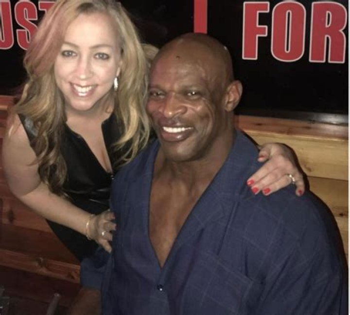 Ronnie Coleman Girlfriend Vickie: The Ultimate Guide to Their Relationship and Beyond