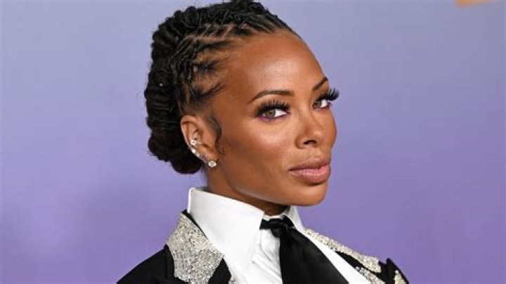 Unveiling the Glamorous World of Model Eva Pigford