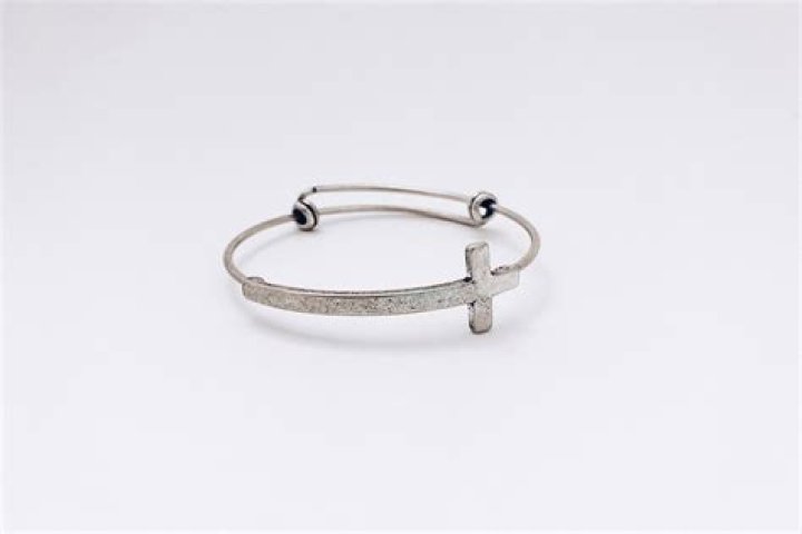 Vatican City Jewelry: Exploring the Beauty and History of Religious Adornments