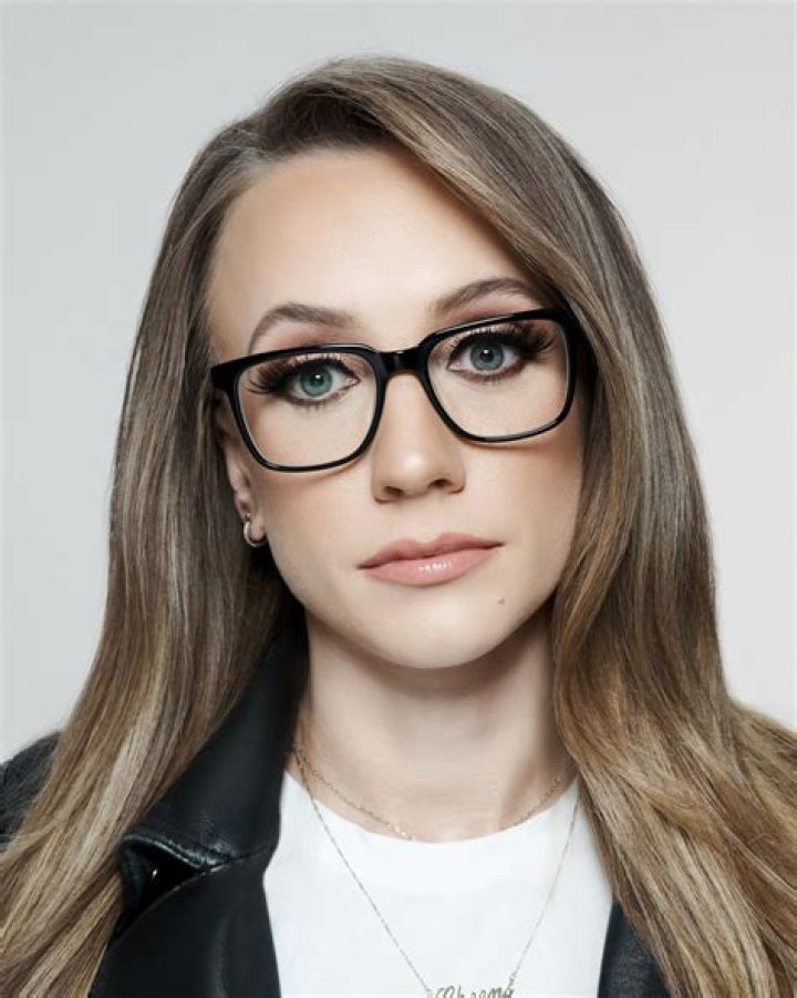 What Did Kat Timpf Name Her Baby? The Full Story and Insights